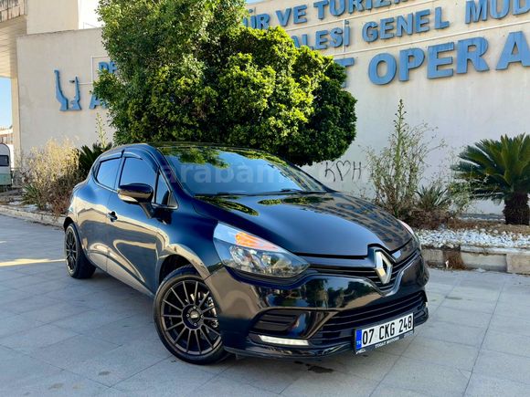 148.000 KM 1.5 CLIO 3 PARÇA LOKAL HARİCİ HATASIZ BAKIMLI 
