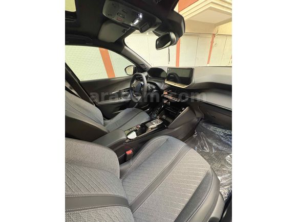 Sahibinden Peugeot 2008 1.2 PureTech Allure 2025 Model 