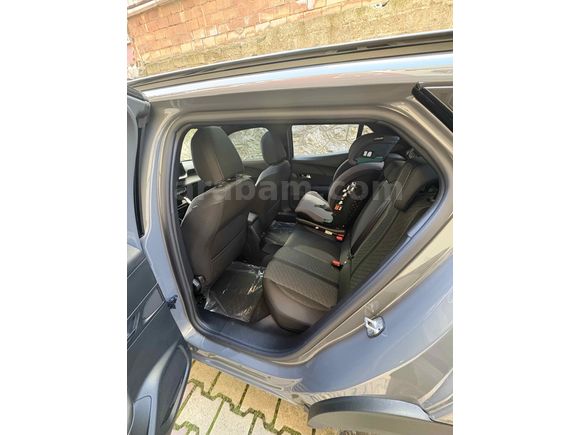 Sahibinden Peugeot 2008 1.2 PureTech Allure 2025 Model 