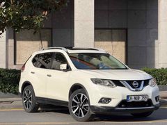 Ağır hasarlı Sahibinden Nissan X-Trail 1.6 dCi Platinum Premium Pack 2016 Model  196.000 km Beyaz