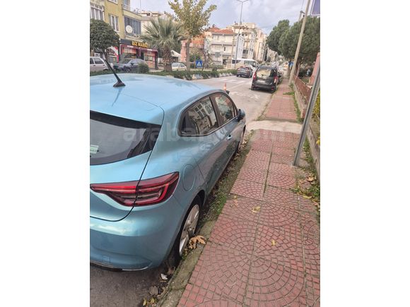 Sahibinden Renault Clio 1.0 TCe Touch 2020 Model  11.000 km Mavi