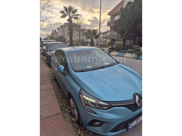 Sahibinden Renault Clio 1.0 TCe Touch 2020 Model  11.000 km Mavi