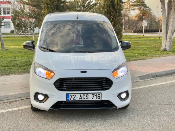 Sahibinden Ford Tourneo Courier 1.5 TDCi Delux 2021 Model 