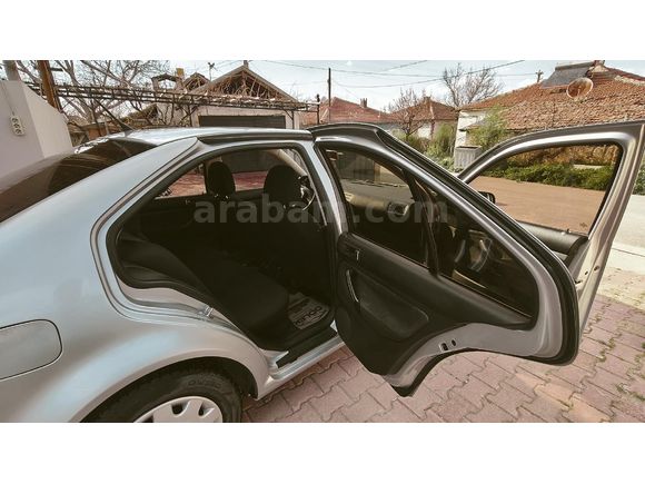 Öğretmenden Temiz Bora