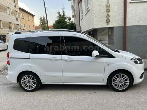 OTOMOBİL RUHSATLI Sahibinden Ford Tourneo Courier 1.5 TDCi Journey Trend 2020 Model 