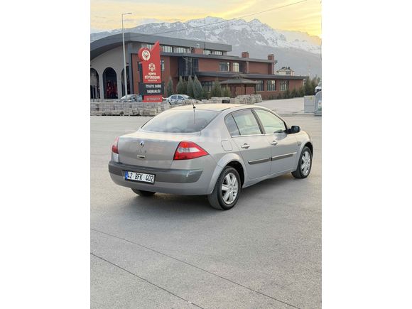 Sahibinden Renault Megane 1.5 dCi Dynamique 2004 Model 