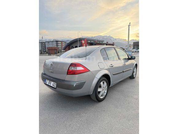 Sahibinden Renault Megane 1.5 dCi Dynamique 2004 Model 