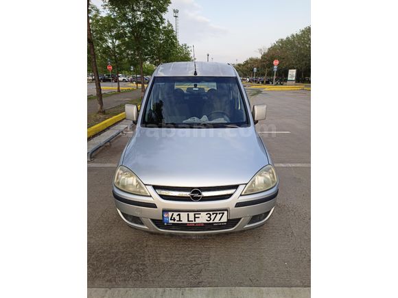 Sahibinden Opel Combo 1.3 CDTI Club 2008 Model  150.000 km Gri (Gümüş)