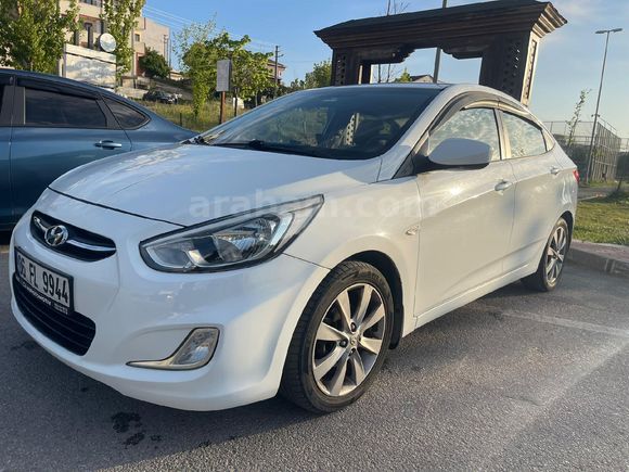 Sahibinden Hyundai Accent Blue 1.6 CRDI Mode 2014 Model