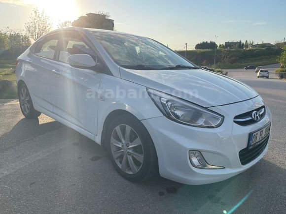 Sahibinden Hyundai Accent Blue 1.6 CRDI Mode 2014 Model