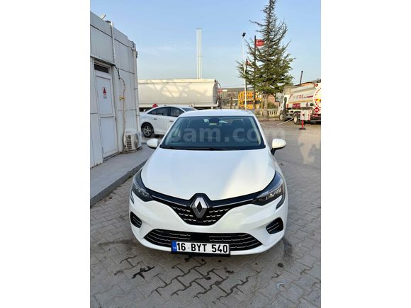 Düşük KM Sahibinden Renault Clio 5  2022 model 