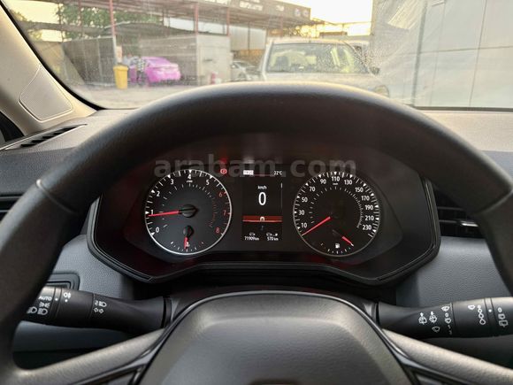 Düşük KM Sahibinden Renault Clio 5  2022 model 