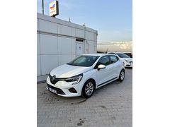 Düşük KM Sahibinden Renault Clio 5  2022 model 