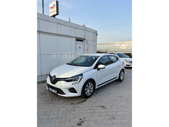 Düşük KM Sahibinden Renault Clio 5  2022 model 