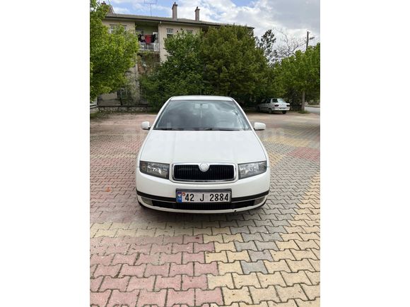 Sabah 9 akşam 6 yatan 2001 model skoda fabia 