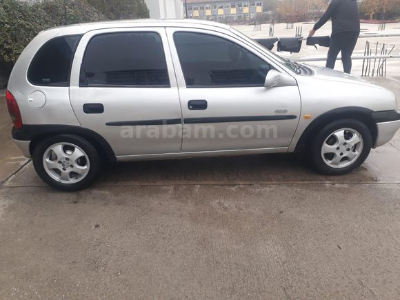 Opel Corsa 1.4