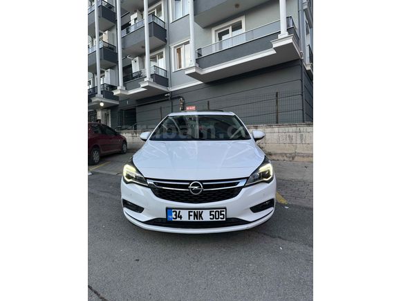Sahibinden Sunrooflu Opel Astra 1.6 CDTI Dynamic 2017 Model  80.000 km Beyaz