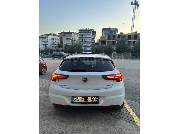 Sahibinden Sunrooflu Opel Astra 1.6 CDTI Dynamic 2017 Model  80.000 km Beyaz
