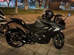 Acil 2025 model sıfır ayarında Sahibinden Bajaj Pulsar 200 RS 