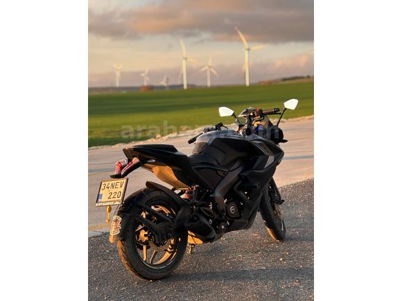Acil 2025 model sıfır ayarında Sahibinden Bajaj Pulsar 200 RS 