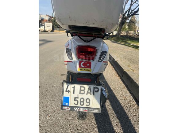 ORJİNAL 80LİK MOTOR BEYAZ 4 binde temiz