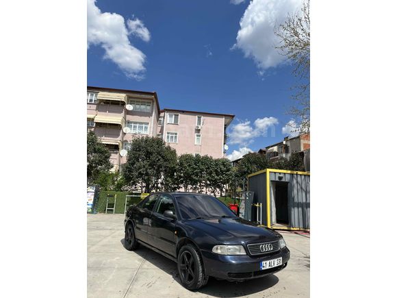 Sahibinden Audi A4 Sedan 1.6 1996 Model 