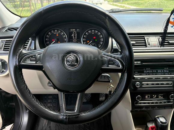 Sahibinden Skoda Rapid 1.6 TDI Elegance 2015 Model 
