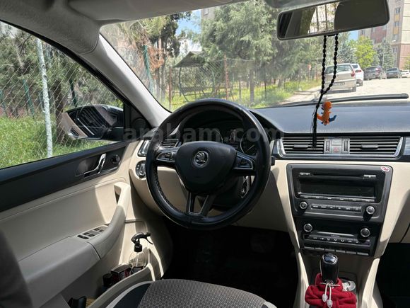 Sahibinden Skoda Rapid 1.6 TDI Elegance 2015 Model 
