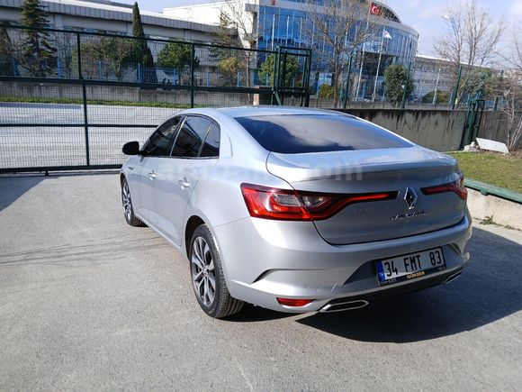 Sahibinden Renault Megane 1.3 TCe Icon 2023 Model