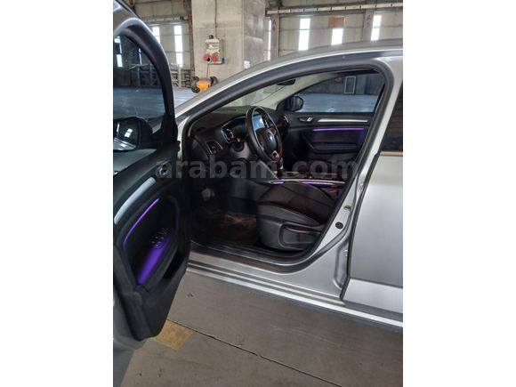 Sahibinden Renault Megane 1.3 TCe Icon 2023 Model