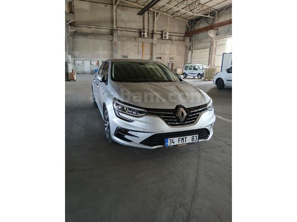 Sahibinden Renault Megane 1.3 TCe Icon 2023 Model