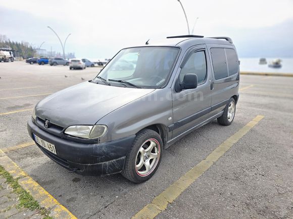 Sahibinden Peugeot Partner 1.4 Combi 1998 Model