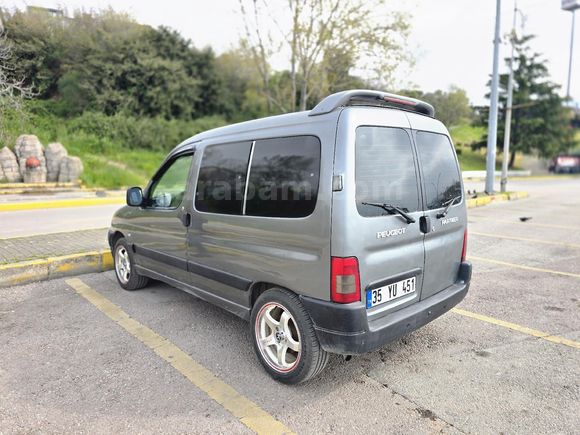 Sahibinden Peugeot Partner 1.4 Combi 1998 Model