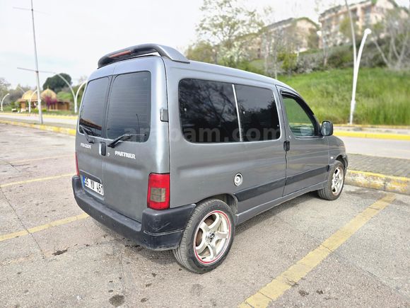 Sahibinden Peugeot Partner 1.4 Combi 1998 Model