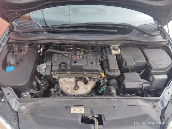 Sahibinden Citroen C4 1.6 VTR 2005 Model