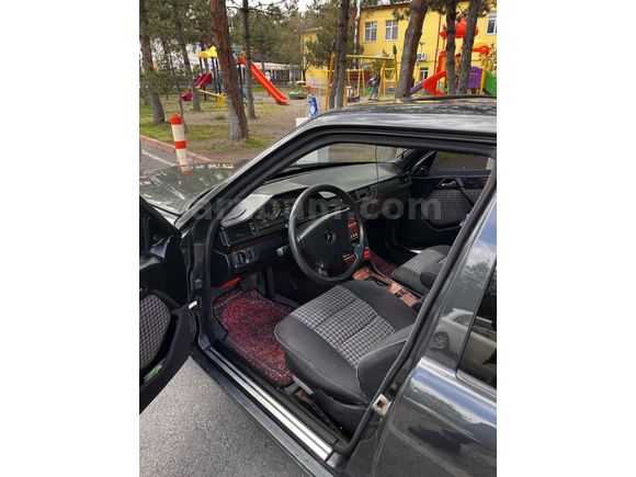 Sahibinden Mercedes - Benz 200 E 1990 Model 