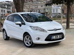 Sahibinden Ford Fiesta 1.4 TDCi Titanium 2012 Model