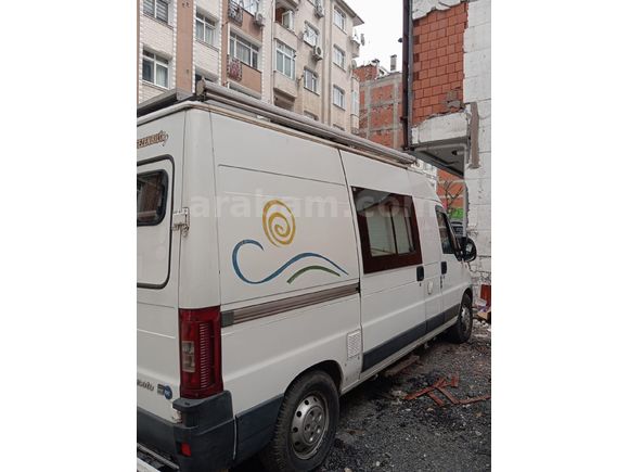 tam donanımlı  özenle kullanılmış karavan