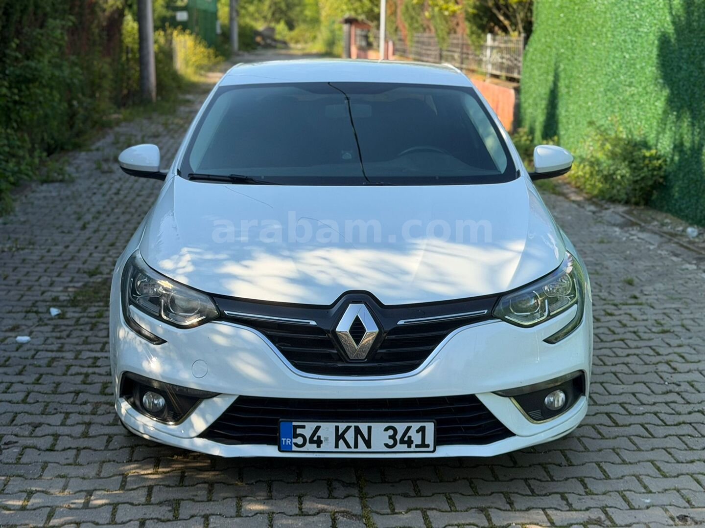 Galeriden Renault Megane 1.5 dCi Touch 2017 Model Kocaeli 235.000 km Beyaz 1