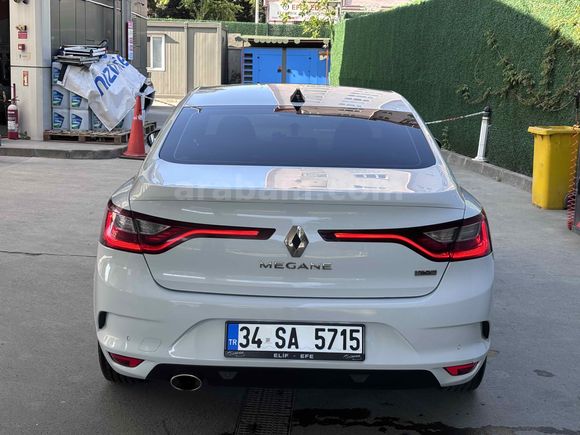  Renault Megane 1.5 dCi Touch 
2017  Şubat ayı çıkışlı(Tutarın bir kısmına kredi kartı çekilebilir)
