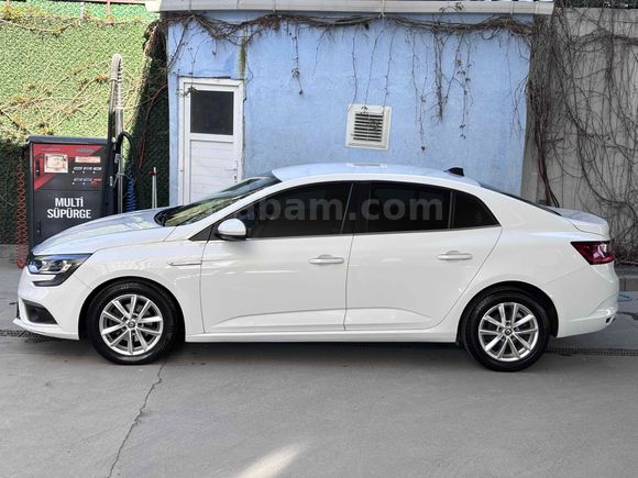  Renault Megane 1.5 dCi Touch 
2017  Şubat ayı çıkışlı(Tutarın bir kısmına kredi kartı çekilebilir)