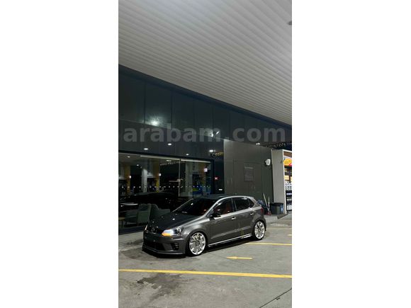 Sahibinden Volkswagen Polo 1.4 Comfortline 2011 Model İstanbul 182.000 km Gri (metalik)
