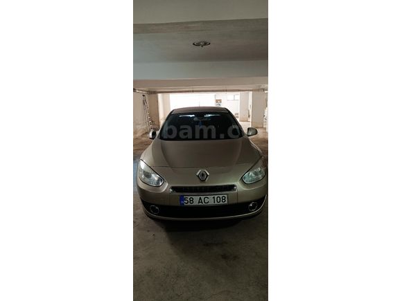 Sahibinden Renault Fluence 1.5 dCi Dynamique 2011 Model Sivas