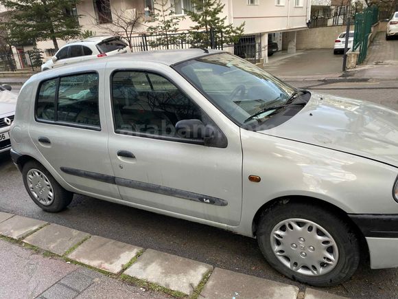 Sahibinden Renault Clio 1.6 RTE 2000 Model 