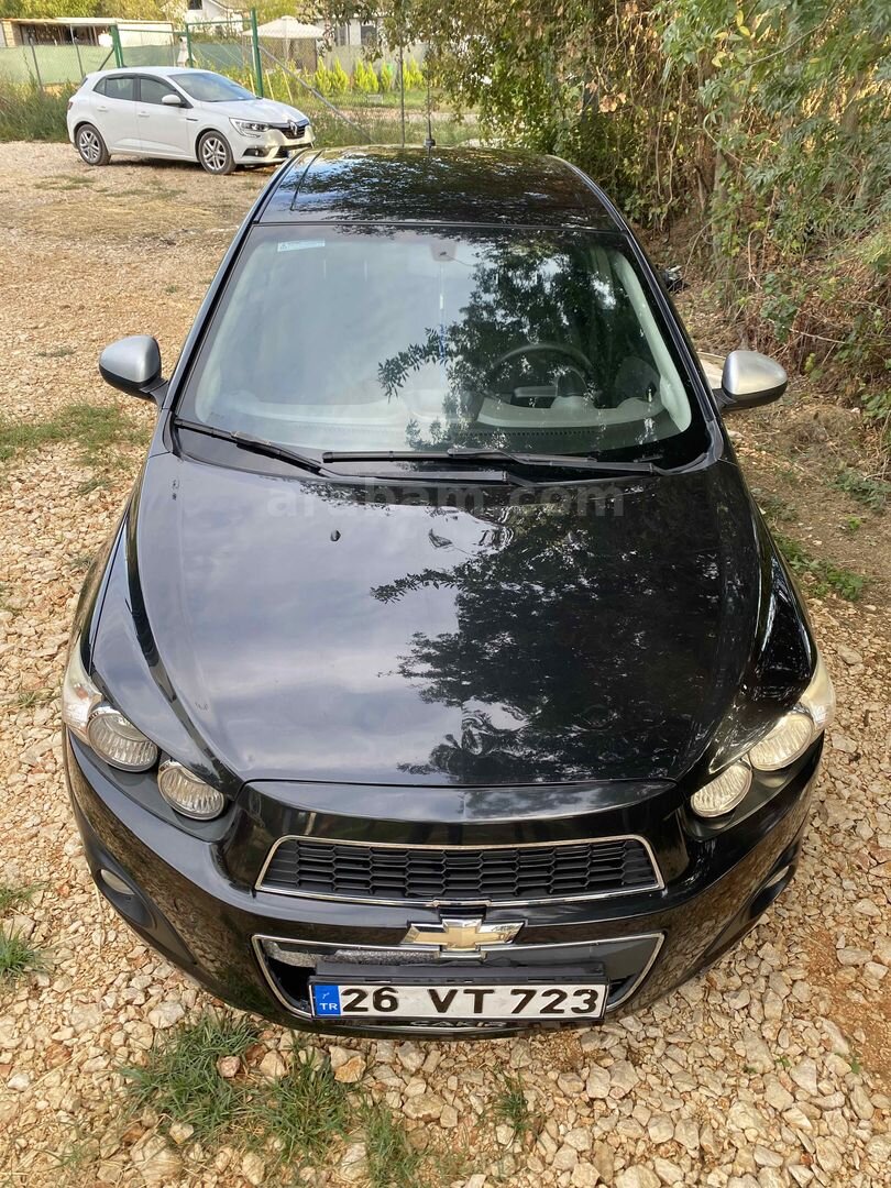 Sahibinden Chevrolet Aveo 1.3 D LTZ 2012 Model Bursa 238.000 km Siyah 4