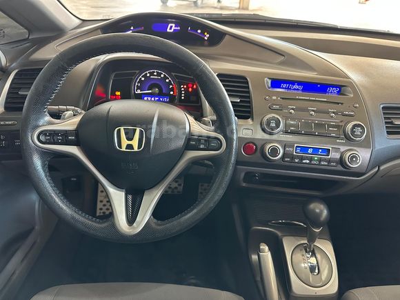 2009 HONDA ELEGANCE