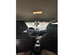 Sahibinden Hyundai Accent Blue 1.4 CVVT Mode 2012 Model