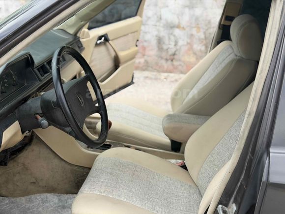 YSA AUTO'DAN MERCEDES-BENZ E200 BENZİN&LPG 