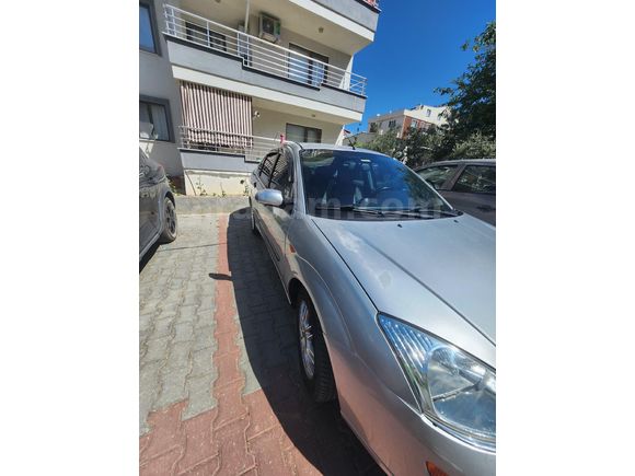 Sahibinden Ford Focus 1.6 Ghia 2000 Model
