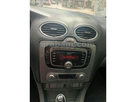 Sahibinden Ford Focus 1.6 Titanium 2011 Model